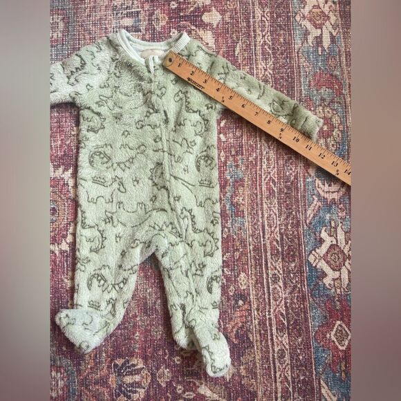 Stitch & Stone 3M Cozy Green Dinosaur Kids One Piece - Picture 5 of 7